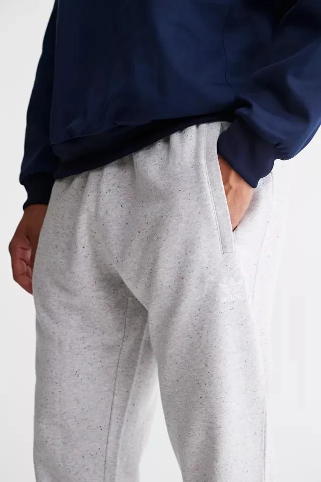 商品Adidas|adidas Essentials Sweatpant,价格¥300,第3张图片详细描述