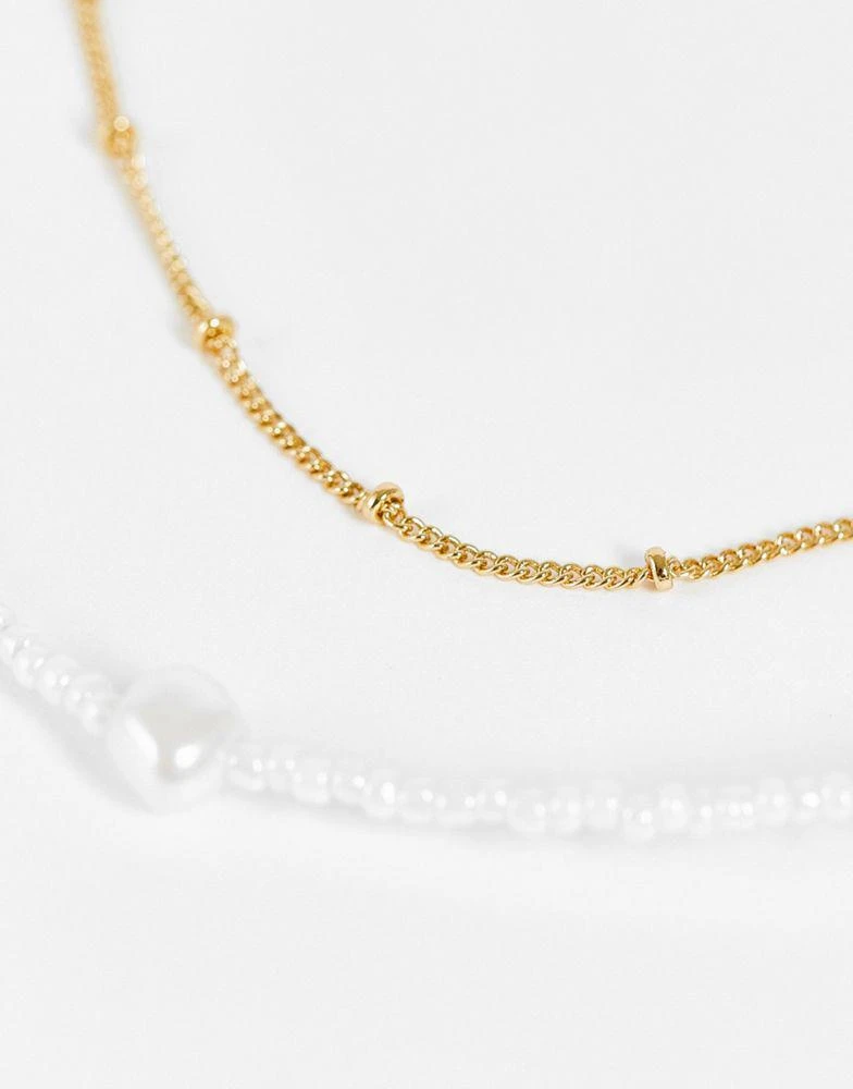 商品ASOS|ASOS DESIGN Curve pack of 2 bracelet with micro faux pearl and dot dash chain in gold tone,价格¥57,第4张图片详细描述