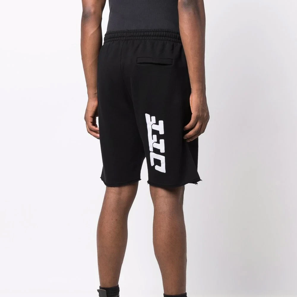 OFF WHITE 男士黑色运动短裤 OMCI006F21FLE003-1001 商品