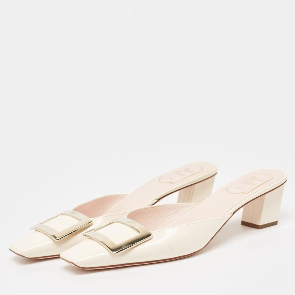 商品[二手商品] Roger Vivier|Roger Vivier Cream Patent Leather Belle Vivier  Mules Size 39,价格¥3809,第2张图片详细描述