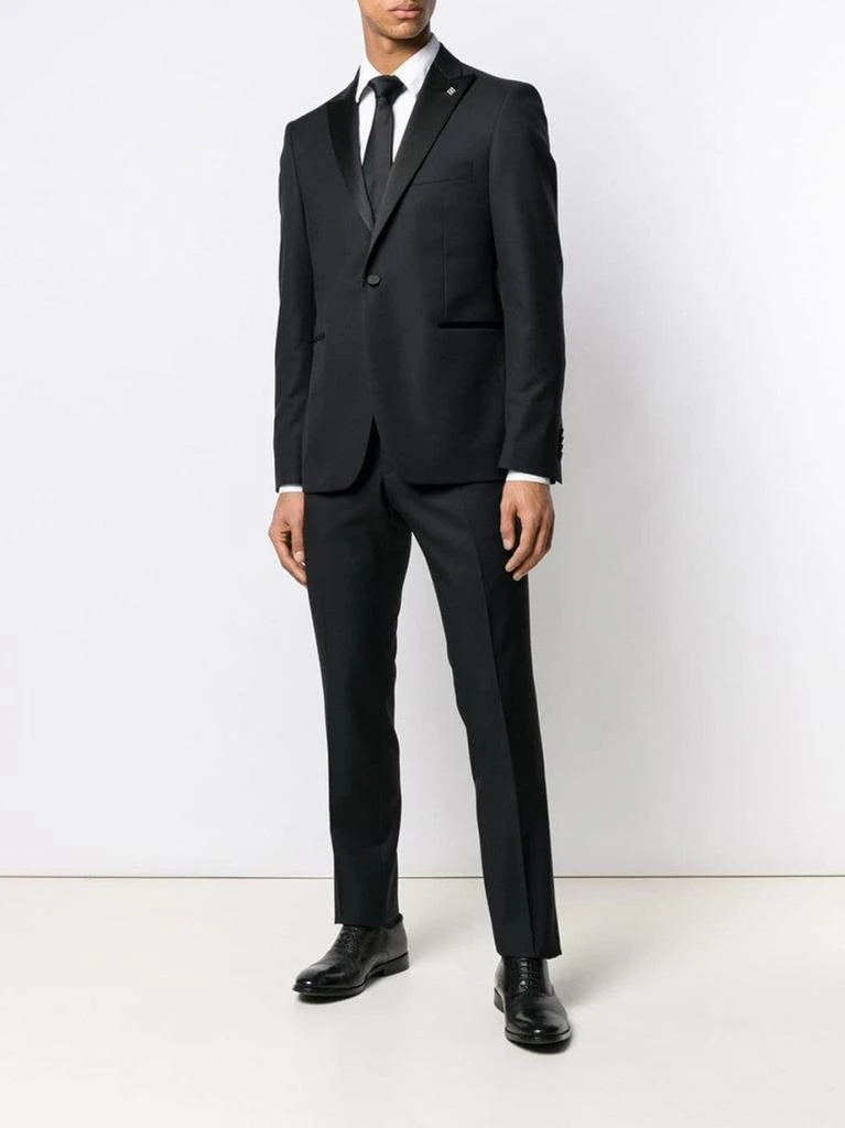 商品TAGLIATORE|Tailored Black Virgin Wool Suit Set,价格¥9304,第2张图片详细描述