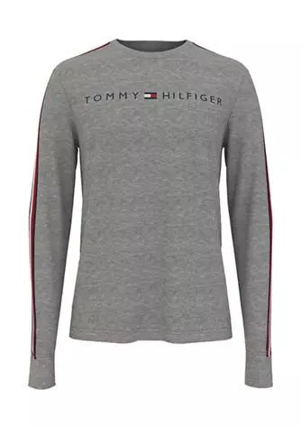 商品Tommy Hilfiger|Hilfiger Nash Long Sleeve T Shirt,价格¥148,第1张图片详细描述