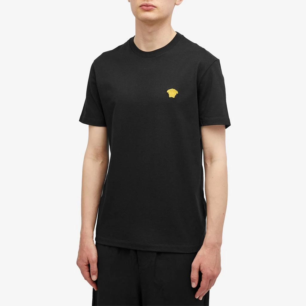 商品Versace|Versace Embroidered Medusa Tee,价格¥1464,第2张图片详细描述