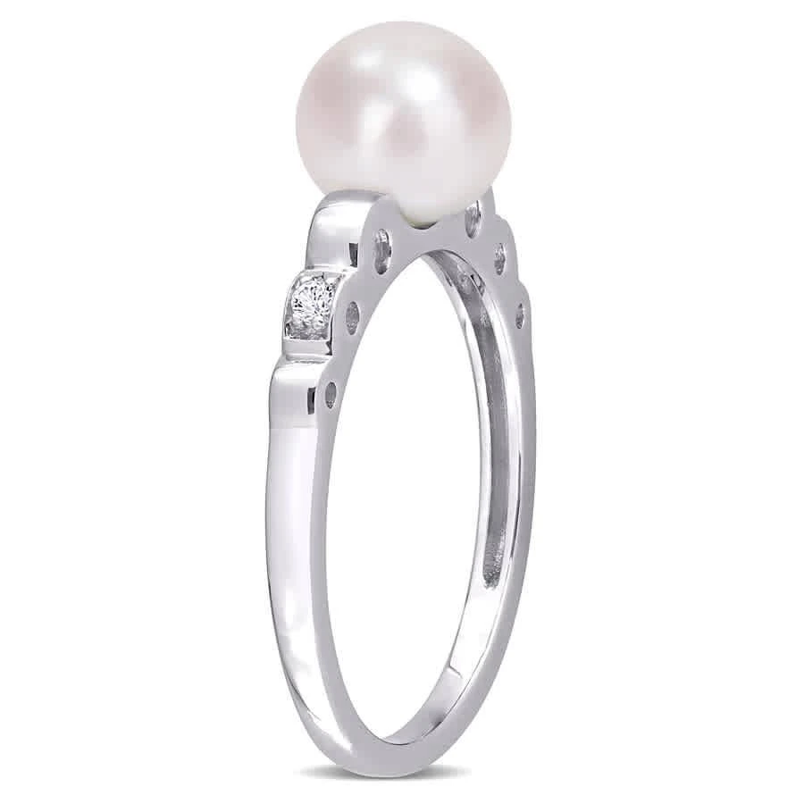 商品Amour|7-7.5mm Freshwater Cultured Pearl and Created White Sapphire Ring in Sterling Silver,价格¥380,第2张图片详细描述