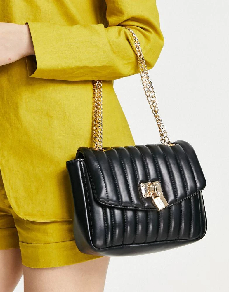 商品ASOS|ASOS DESIGN adjustable quilted shoulder bag with padlock in black,价格¥88,第4张图片详细描述