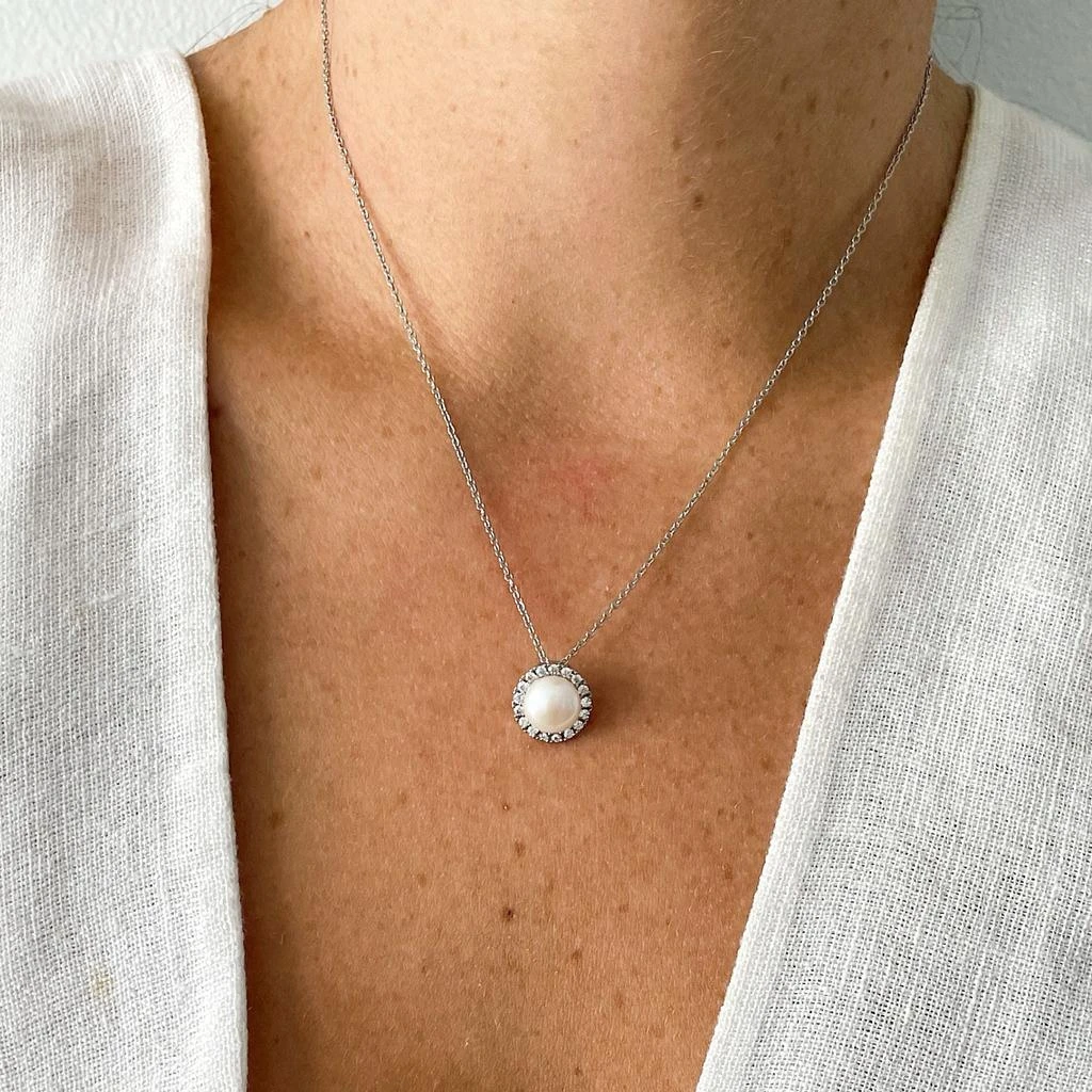 商品ADORNIA|Floating Freshwater Pearl Halo Necklace silver,价格¥394,第2张图片详细描述