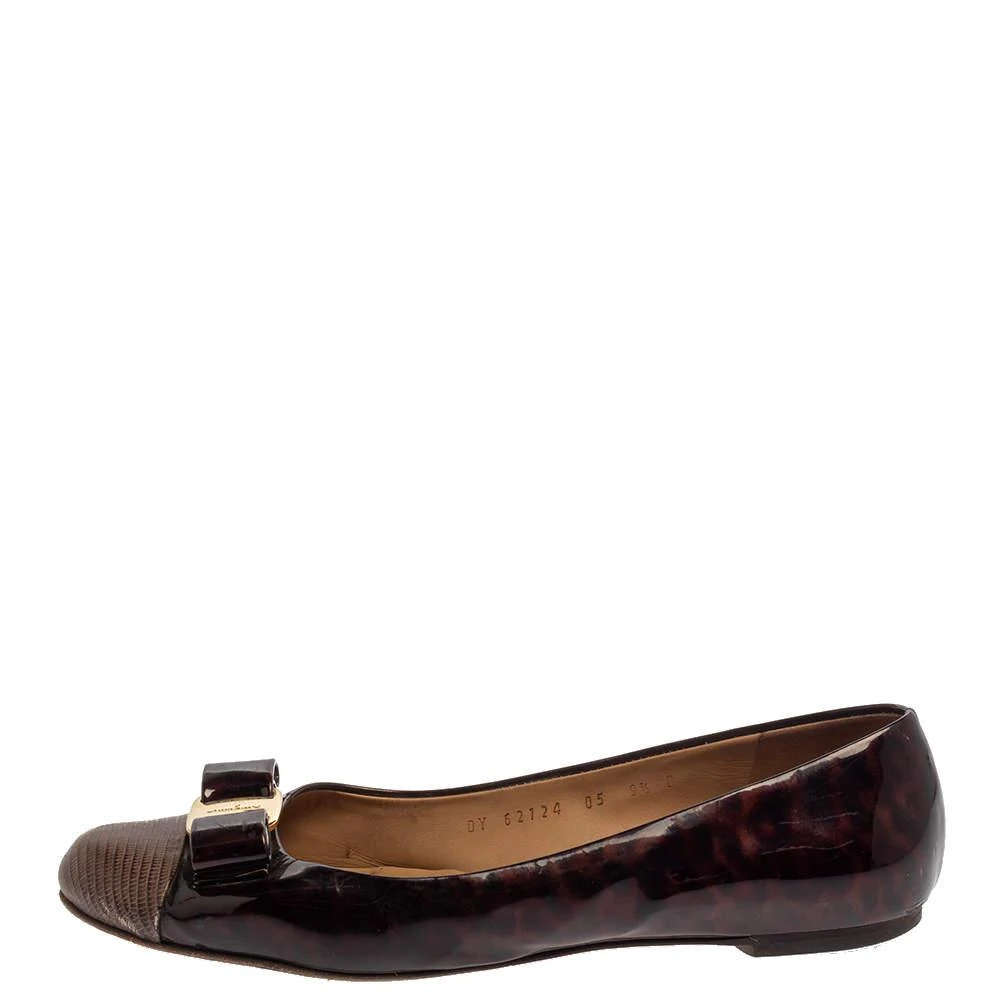商品[二手商品] Salvatore Ferragamo| Salvatore Ferragamo Brown Lizard Embossed And Patent Leather Vara Bow Ballet Flats Size 40,价格¥813,第2张图片详细描述