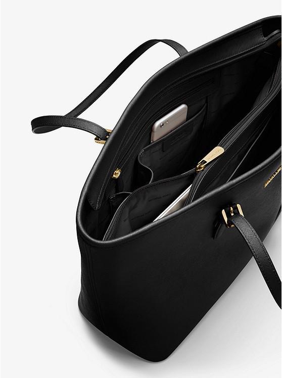 商品Michael Kors|Jet Set Medium Saffiano Leather Top-Zip Tote Bag,价格¥1110,第6张图片详细描述