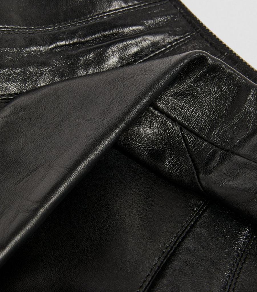 Medium Leather Croissant Shoulder Bag商品第7张图片规格展示