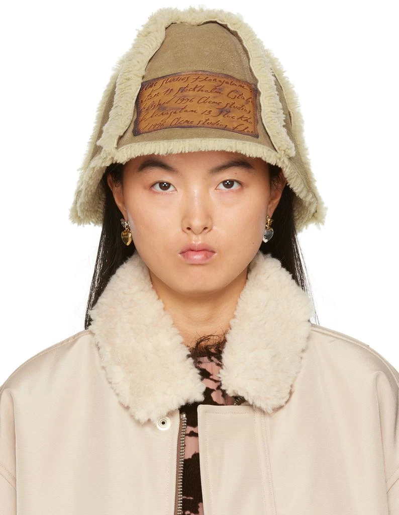 商品Acne Studios|Beige Shearling Bucket Hat,价格¥1208,第1张图片