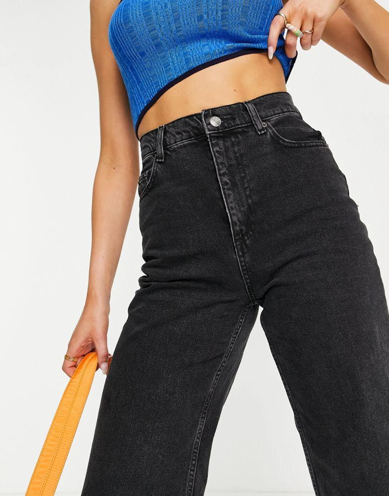 商品ASOS|ASOS DESIGN high rise 'relaxed' dad jeans in washed black,价格¥159,第2张图片详细描述
