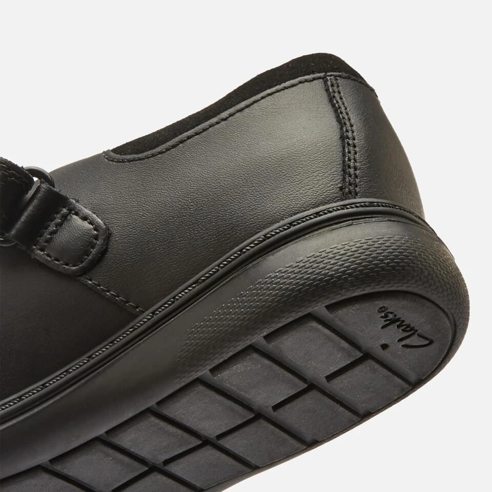 商品Clarks|CLARKS SCOOTER JUMP KIDS' SCHOOL SHOES - BLACK LEATHER,价格¥336,第4张图片详细描述