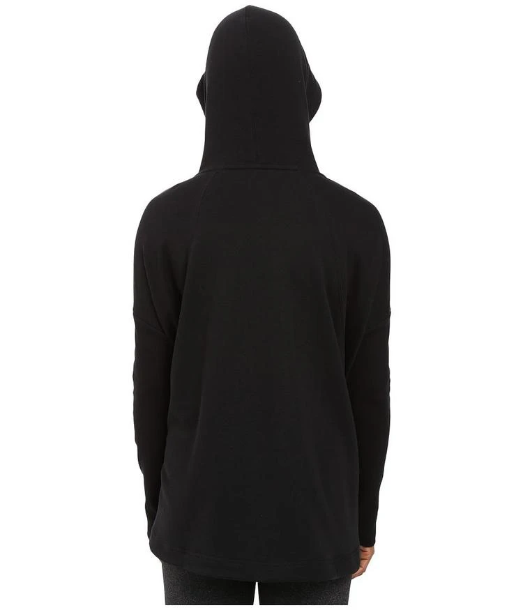 商品Puma|PUMA EVO Hooded Cape,价格¥261,第3张图片详细描述