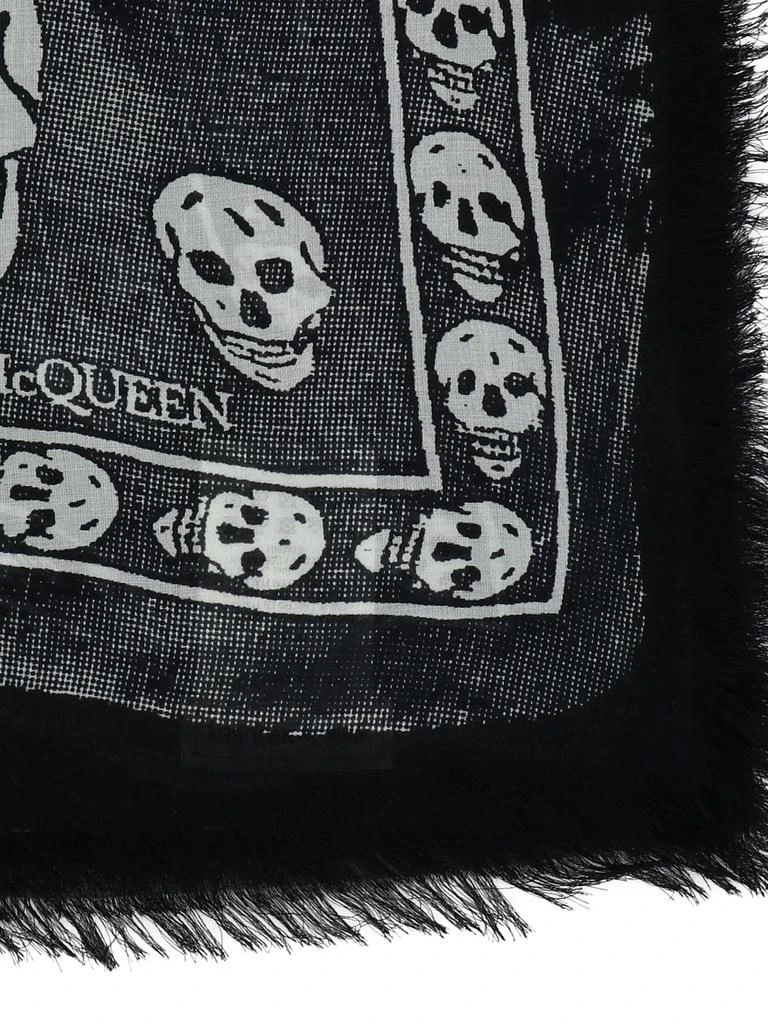 商品Alexander McQueen|Skull Trompe L Scarves Black,价格¥1739,第2张图片详细描述