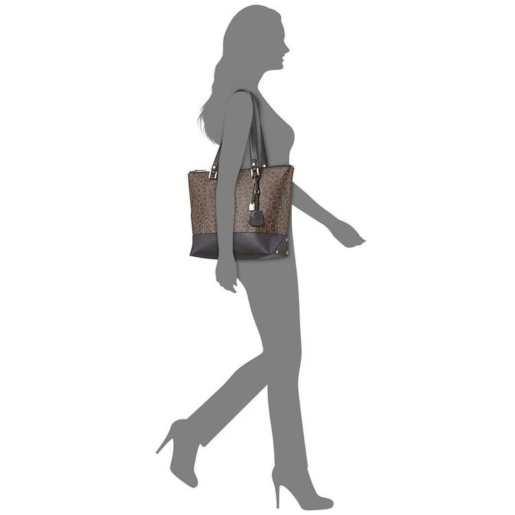 商品Calvin Klein|Jolene Signature Extra-Large Tote,价格¥887,第2张图片详细描述