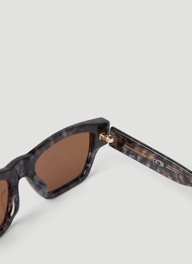 商品Alexander McQueen|Spike Studs Sunglasses in Grey,价格¥3103,第4张图片详细描述