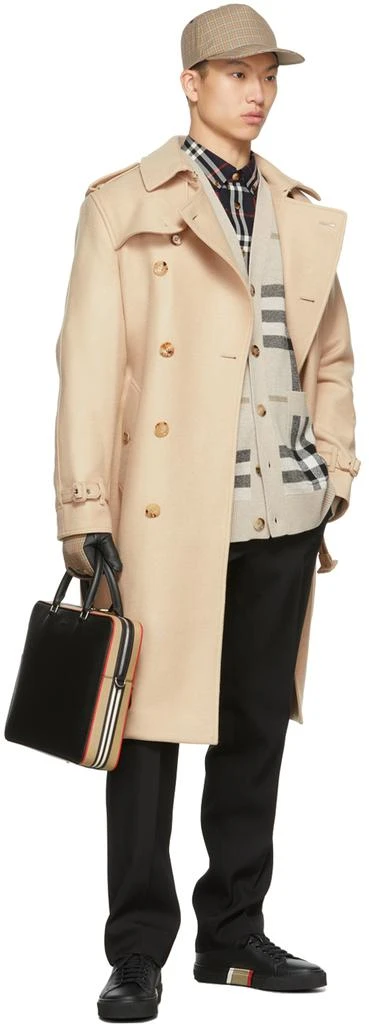 商品Burberry|Beige Camel Reconstructed Trench Coat,价格¥18025,第4张图片详细描述