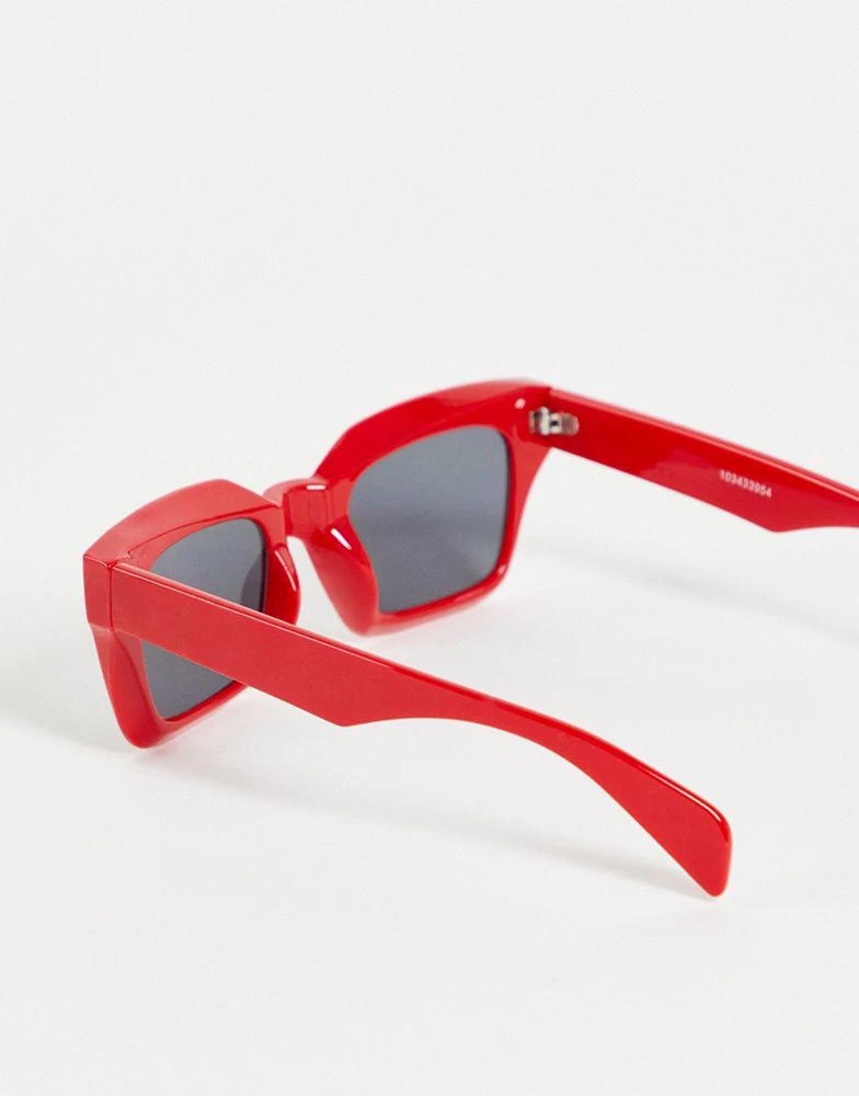 商品ASOS|ASOS DESIGN chunky oversized square sunglasses in red with smoke lens,价格¥71,第2张图片详细描述