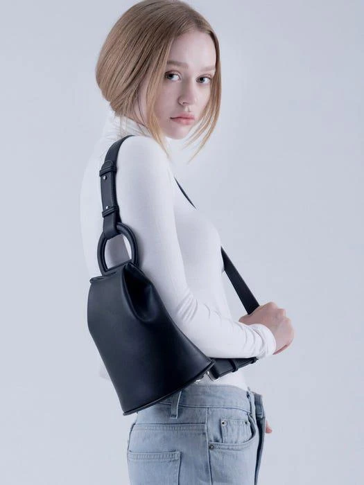 商品TUO|Nuvo Bag_Black,价格¥905,第1张图片