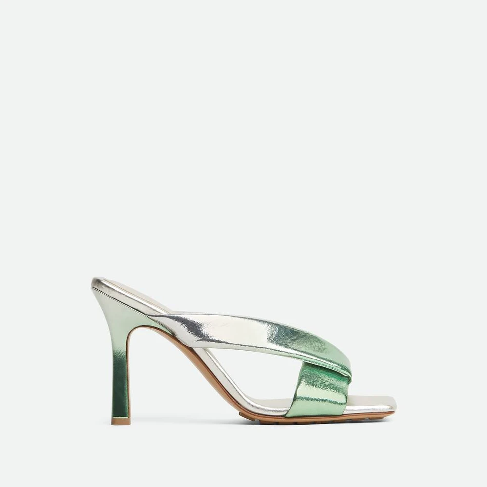 商品Bottega Veneta|【预售】 BV葆蝶家 25春夏 女士 中跟凉鞋 Mule Riva 827612V5FN08131 ,价格¥9348,第1张图片