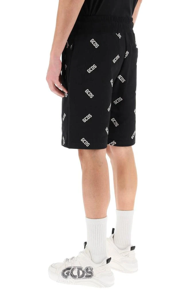 商品GCDS|SHORT SWEATPANTS WITH MONOGRAM,价格¥923,第4张图片详细描述