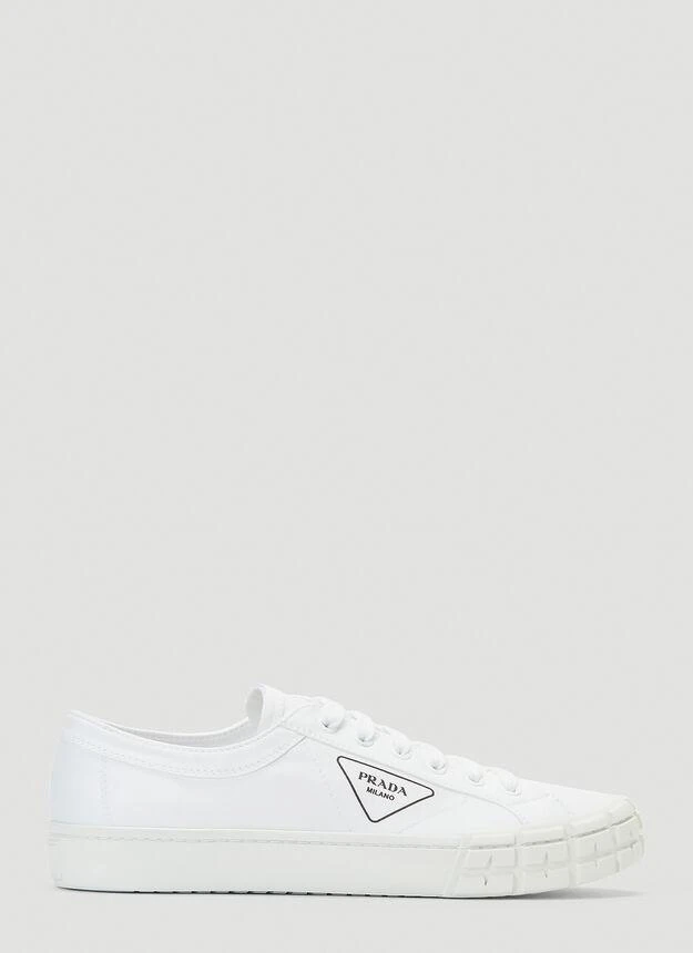 商品Prada|Cassetta Wheel Sneakers in White,价格¥2678,第1张图片