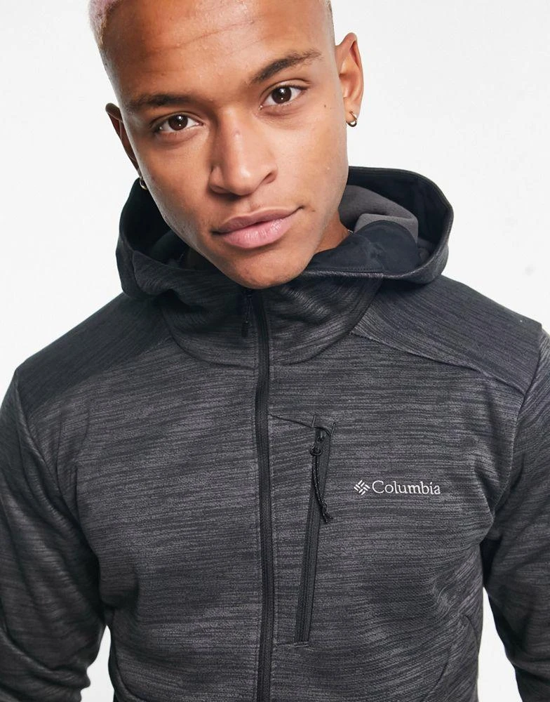 商品Columbia|Columbia Maxtrail logo fleece hooded 1/2 zip in black,价格¥442,第3张图片详细描述