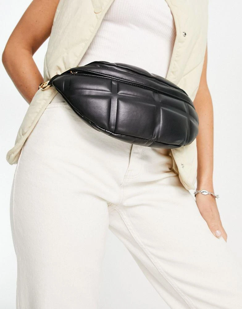 商品Topshop|Topshop bea quilted bumbag in black,价格¥190,第4张图片详细描述