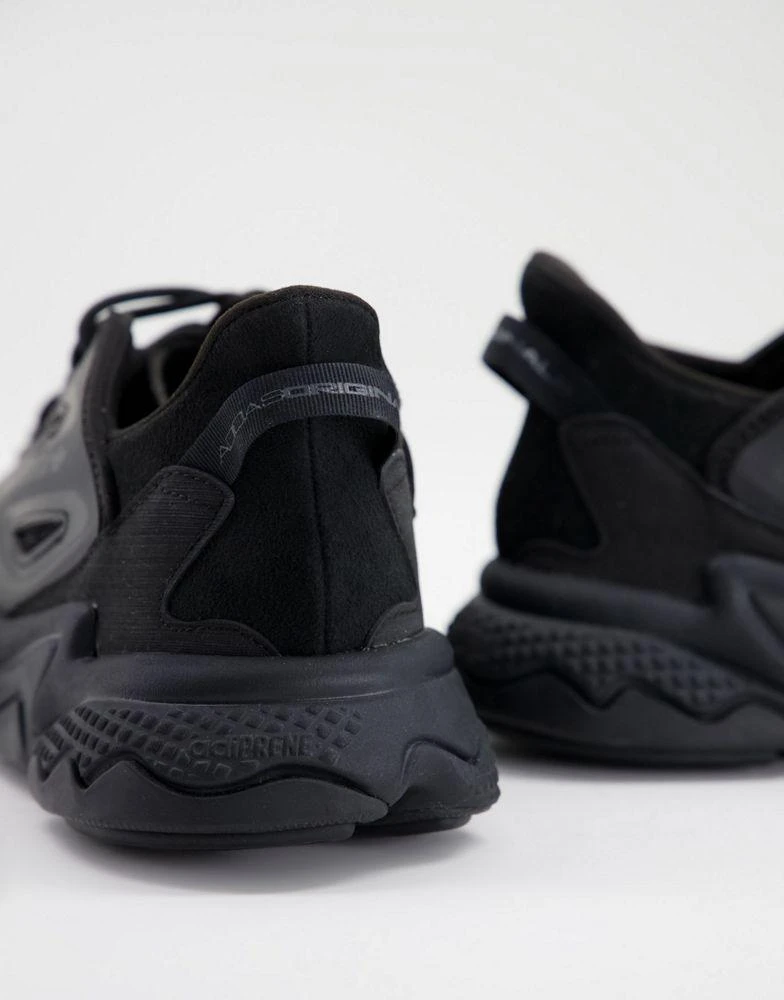 商品Adidas|adidas Originals Ozweego Celox trainers in triple black,价格¥902,第4张图片详细描述