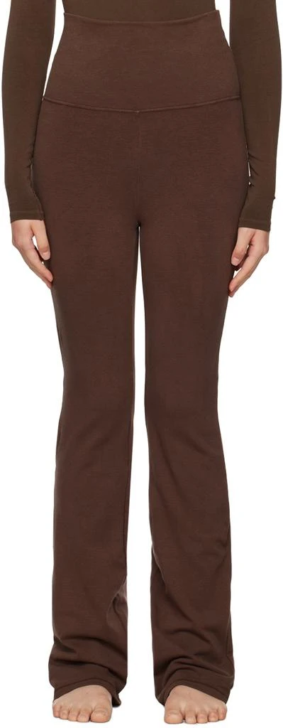 商品SKIMS|Brown Outdoor Foldover Bootcut Leggings,价格¥371,第1张图片