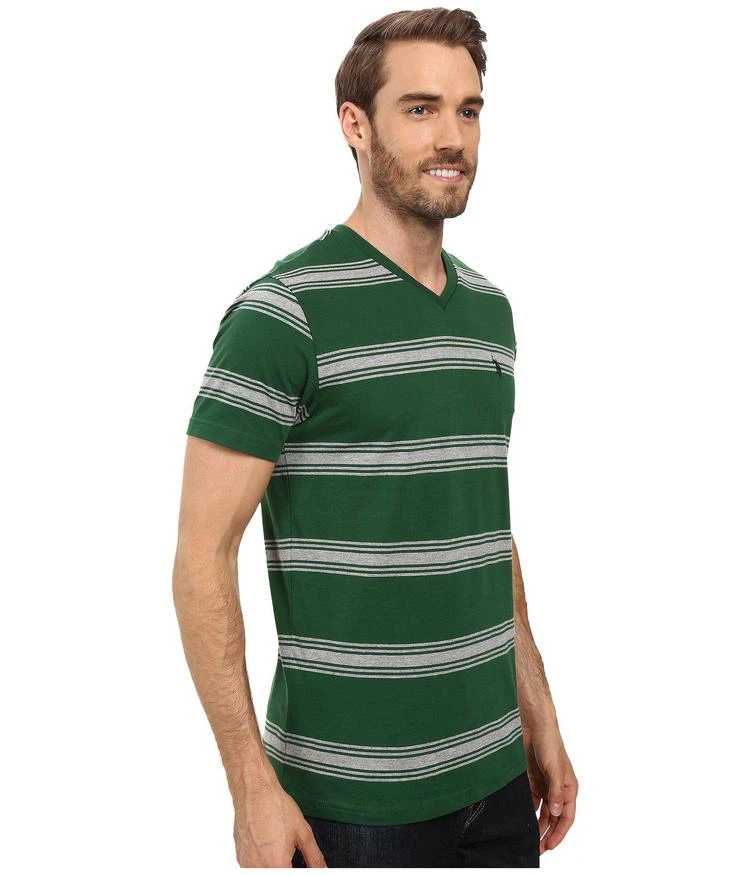 商品U.S. POLO ASSN.|Balanced Striped V-Neck T-Shirt,价格¥211,第4张图片详细描述