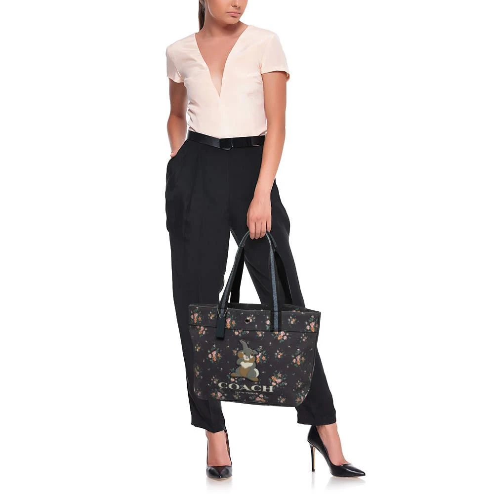 商品[二手商品] Coach|Coach x Disney Navy Blue Rose Bouquet Print and Thumper Canvas Tote,价格¥875,第2张图片详细描述
