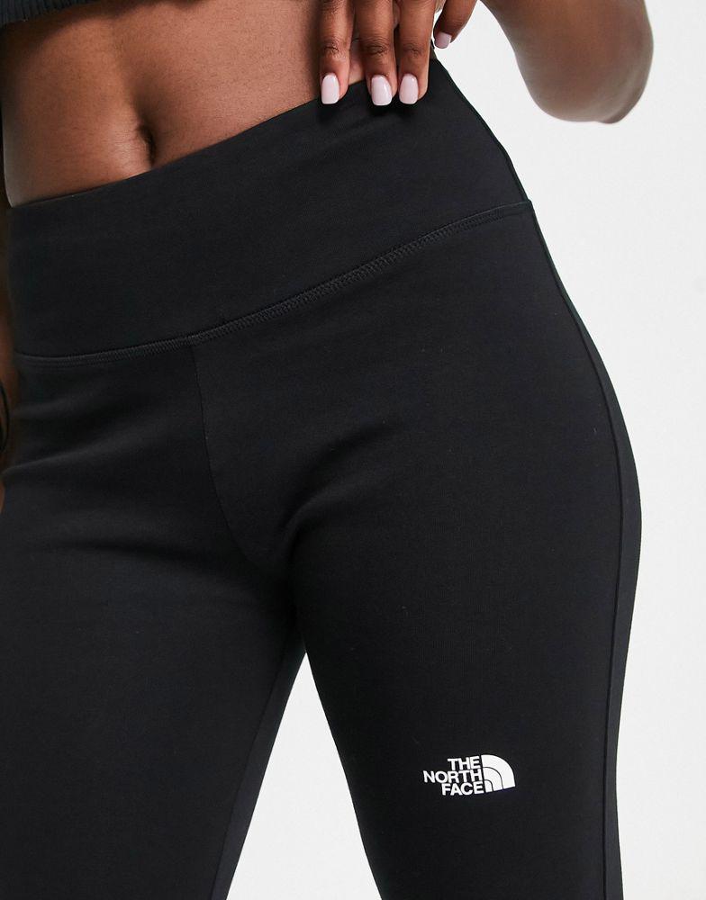 The North Face flared leggings in black Exclusive at ASOS商品第4张图片规格展示