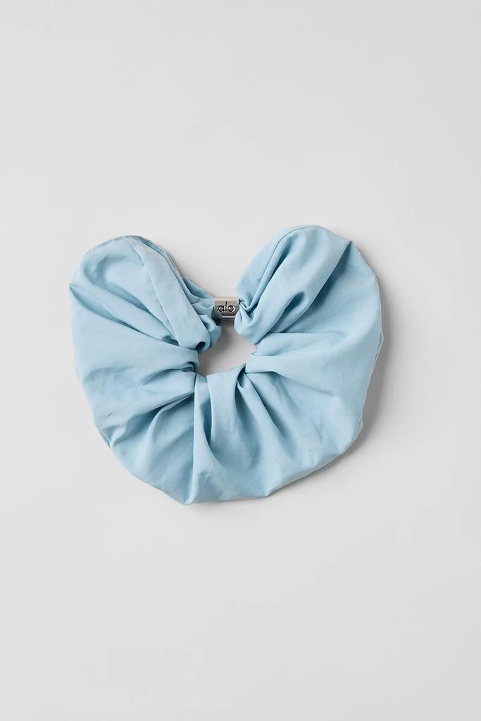 商品Alo|Bead It Oversized Scrunchie - Celestial Blue,价格¥240,第1张图片详细描述