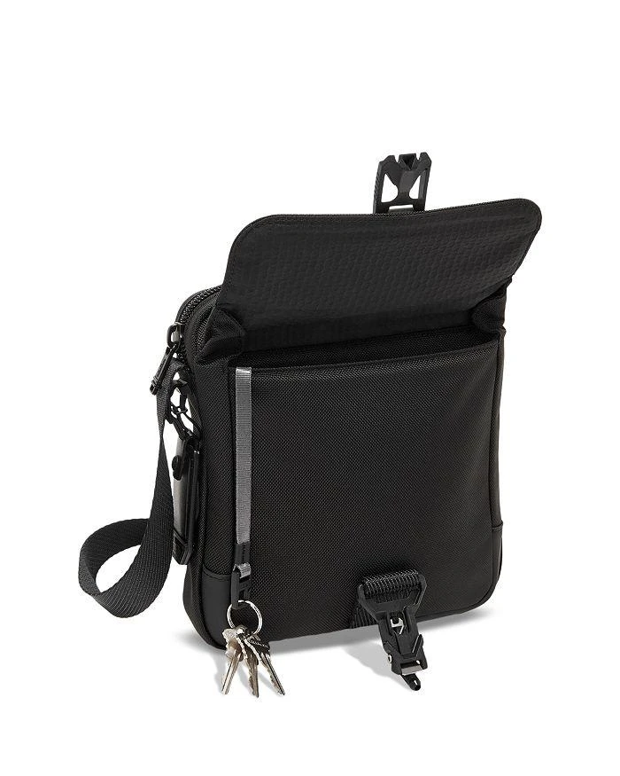 商品Tumi|Alpha Bravo Junior Crossbody Bag,价格¥2169,第2张图片详细描述
