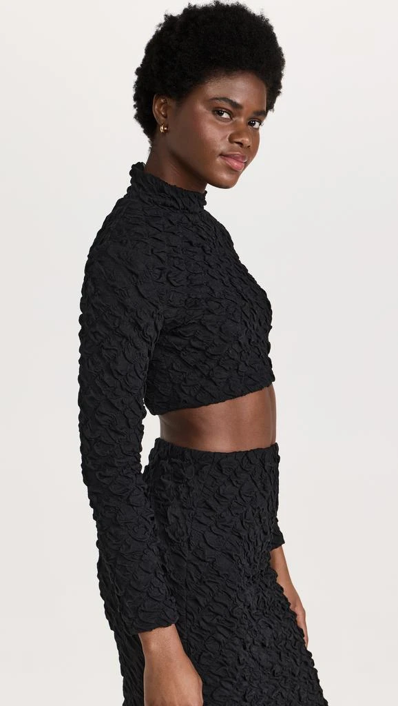 商品Dur Doux|Puckered Knit Long Sleeve Crop Top,价格¥929,第3张图片详细描述