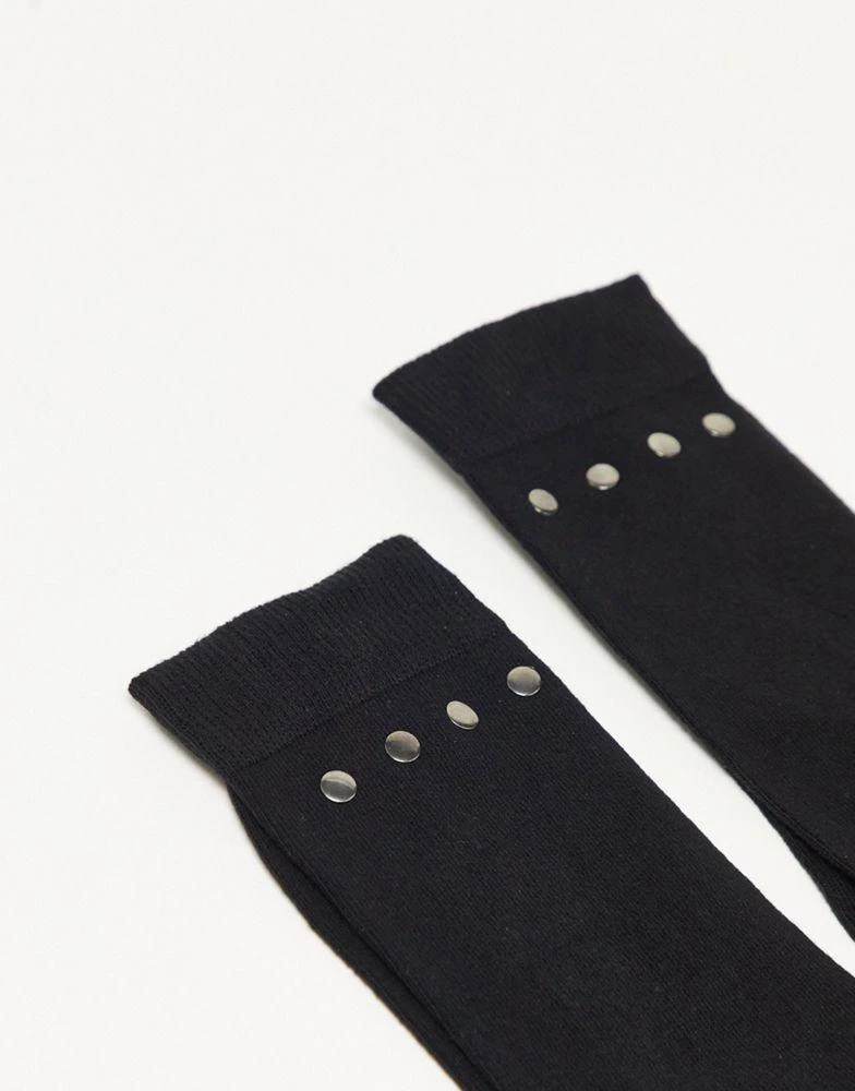 商品ASOS|ASOS DESIGN ankle socks in black with studs,价格¥48,第4张图片详细描述