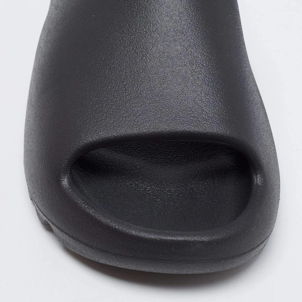 Yeezy x adidas Black Rubber Onyx Flat Slides Size 38  商品