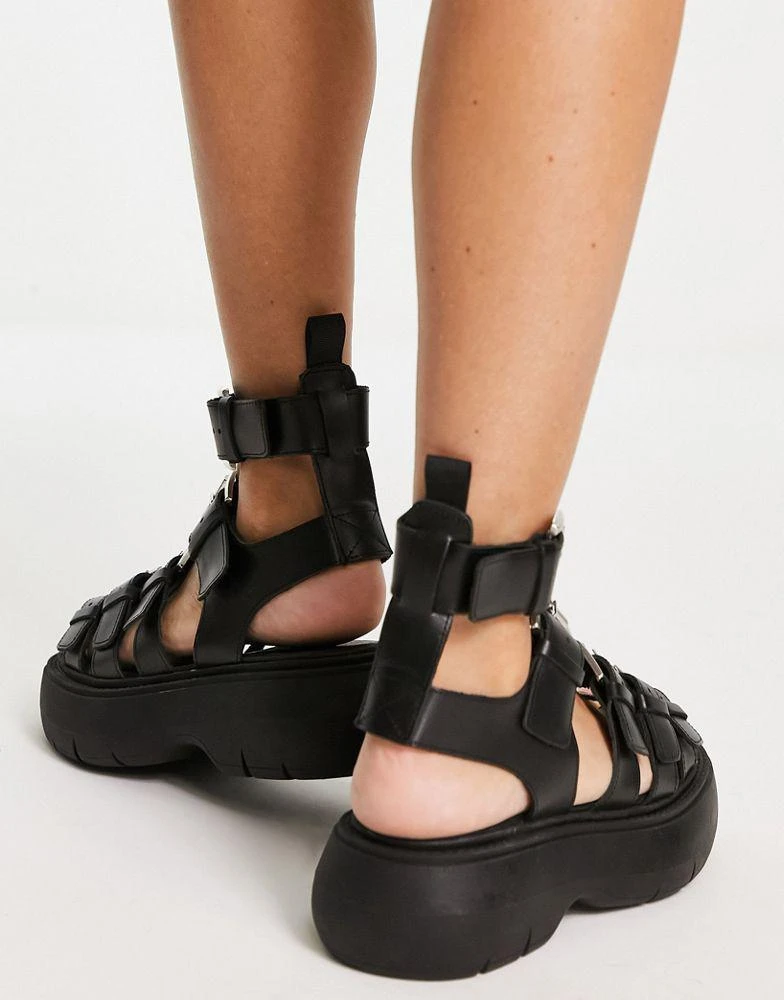 商品Topshop|Topshop Panda premium leather chunky sandal in black,价格¥317,第2张图片详细描述