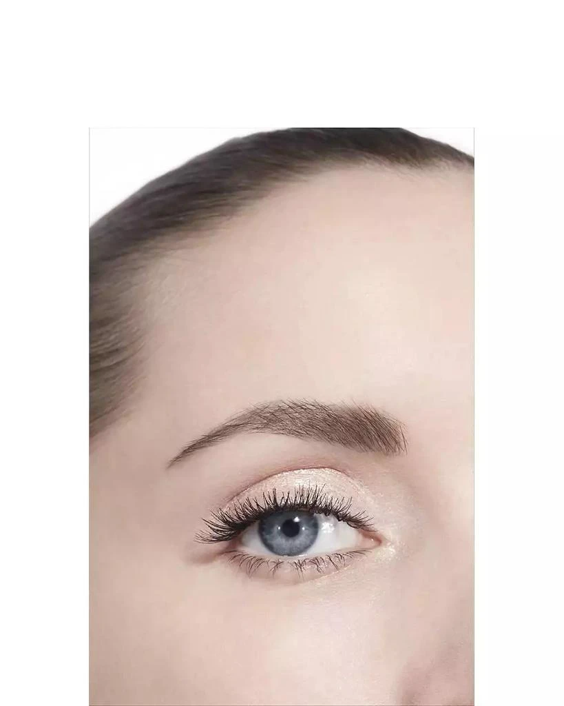 商品Chanel|Longwear Liquid Eyeshadow, 0.2-oz.,价格¥297,第5张图片详细描述