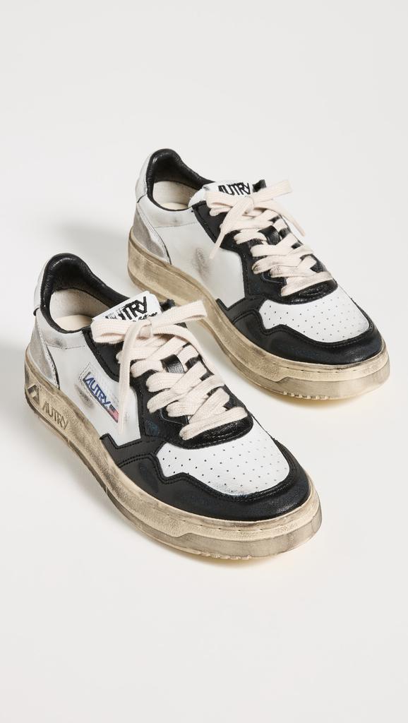【送料&関税込】Autry medalist Low Super Vintage Sneakers SNEAKERS-MEDALIST-LOW-SUPER-