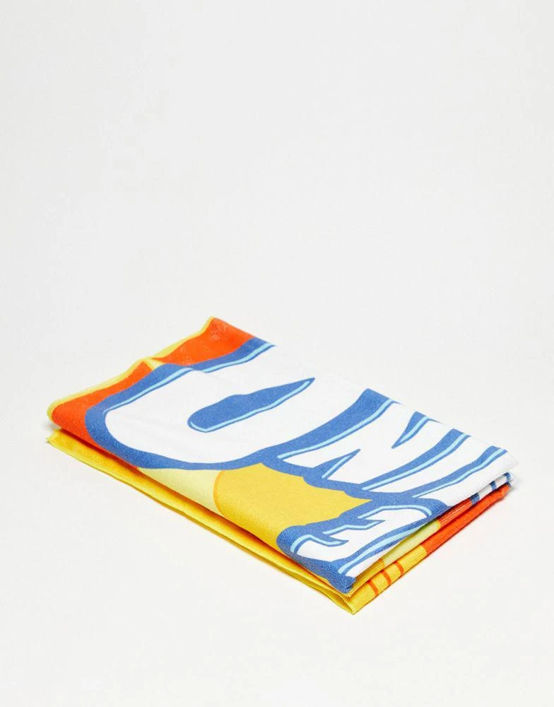 商品Skinnydip|Skinnydip Vitamin D slogan towel in orange,价格¥207,第3张图片详细描述