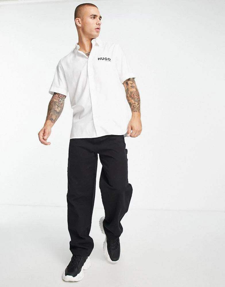 商品Hugo Boss|Hugo Ebor sheer logo short sleeve shirt in white,价格¥691,第4张图片详细描述