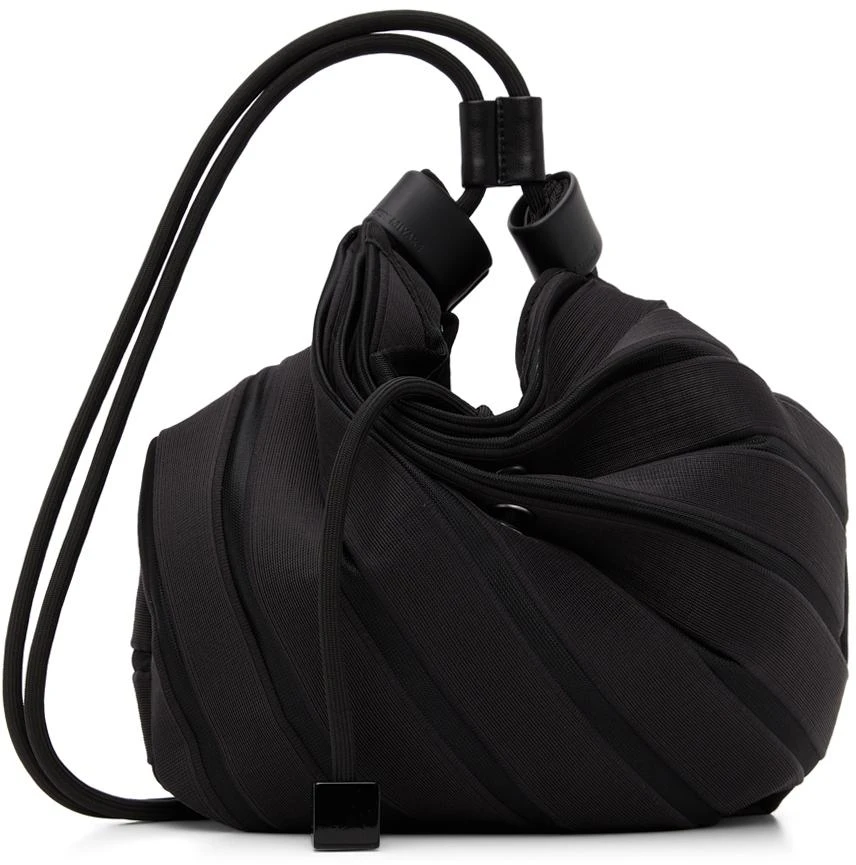 商品Issey Miyake|Black Linear Knit Bag,价格¥2632,第2张图片详细描述