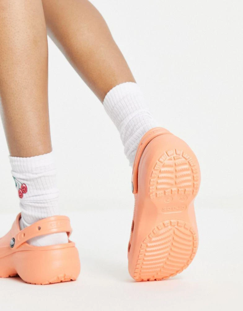 商品Crocs|Crocs classic platform clogs in papaya,价格¥285,第3张图片详细描述