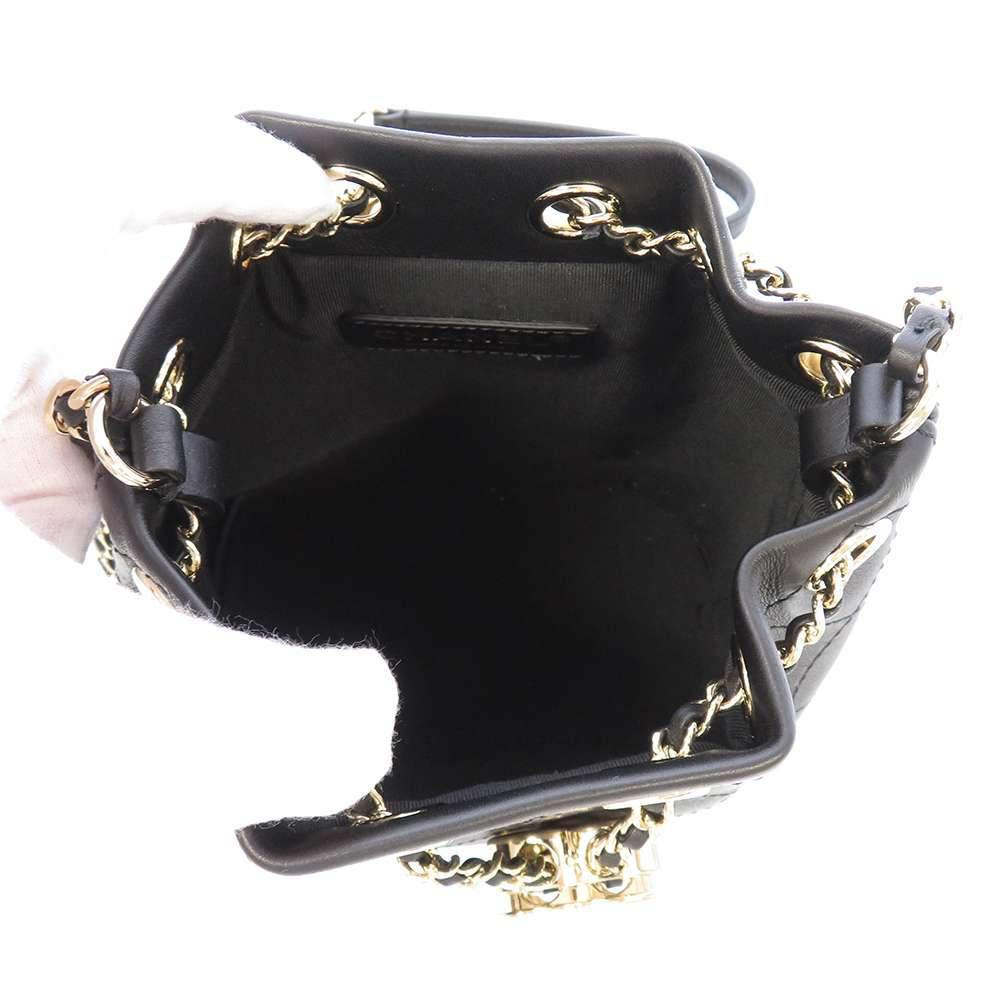 Chanel Black Leather Egyptian Amulet CC Mini Bucket Bag商品第5张图片规格展示