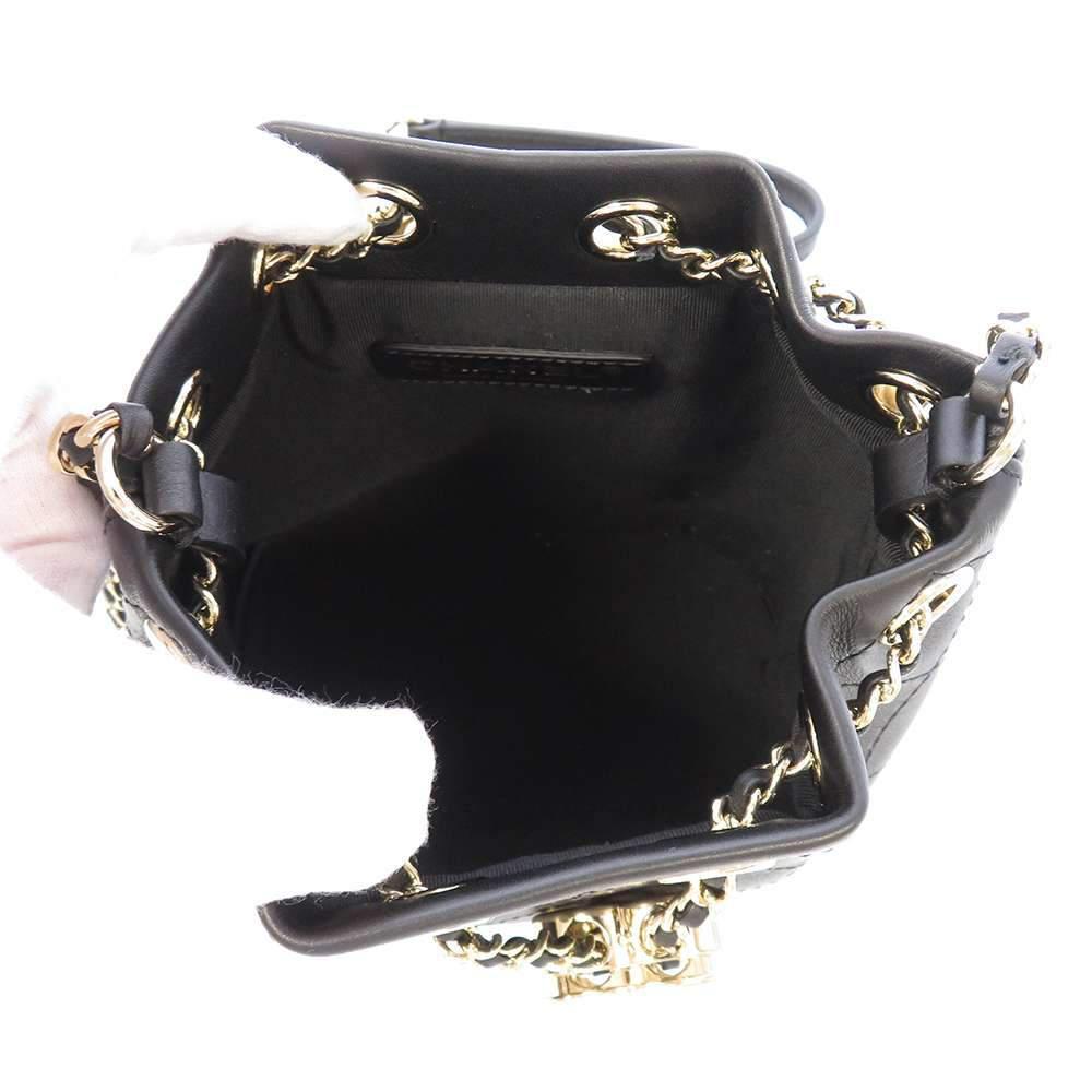 商品[二手商品] Chanel|Chanel Black Leather Egyptian Amulet CC Mini Bucket Bag,价格¥23860,第7张图片详细描述