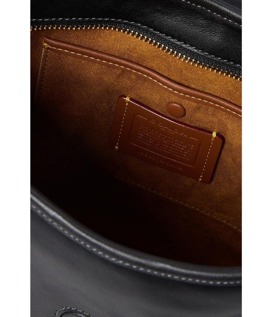 商品Coach|Soft Calf Leather Tali Bucket,价格¥2942,第5张图片详细描述