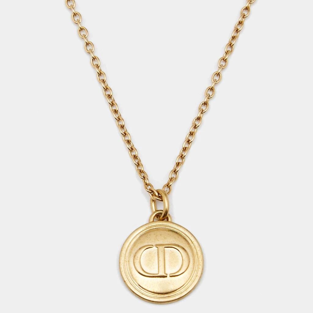商品[二手商品] Dior|Dior Gold Tone Logo Embossed Round Pendant Necklace,价格¥4014,第1张图片