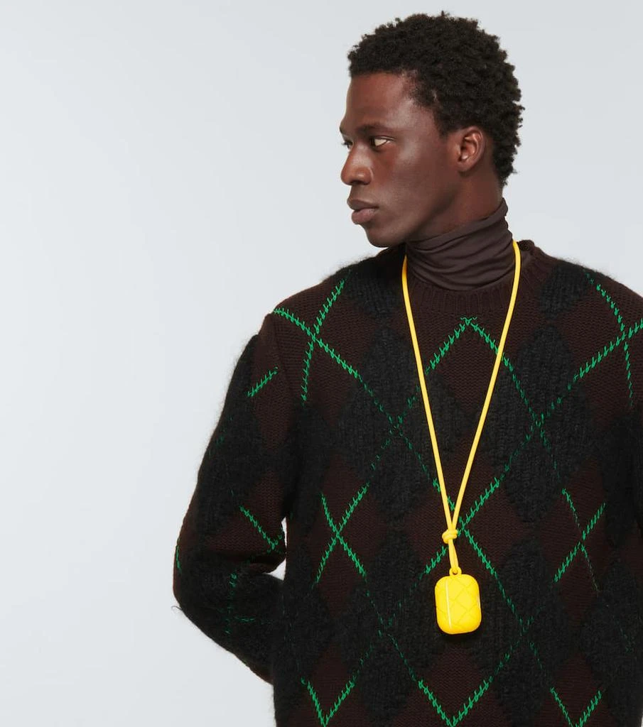 商品Bottega Veneta|AirPods Pro case,价格¥1803,第2张图片详细描述